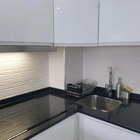 Apartamento First Line Sea View & Pool * Fuengirola